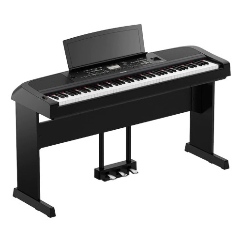 Yamaha DGX-670 Digital Piano Yamaha DGX-670 Digital Piano